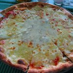 クワトロ フォルマージョ（4種類のチーズ）