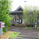 CAFE　CALM - お店の前5台くらい駐車可能