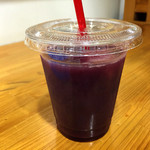 にんぎり飯屋 - ぶどう120パーセント生搾りジュース