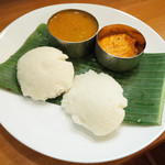 ヴェヌス サウス インディアン ダイニング - イドゥリ(700円)