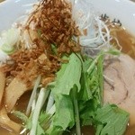 らーめん処 歩や - 【2015.8.20(木)】和だし醤油らー麺(大盛・225g)830円アップ
