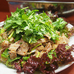 ソンポーン - コームー ヤーン ナムトゥック