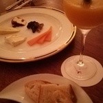 カーヴ ド ケイ - チーズ盛り合わせ