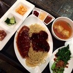 Ulu Ulu Safari Restaurant - 