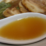 日清ラ王　袋麺屋 - 特製豚骨醤油￥395円