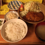 Mampuku Shokudou - ハンバーグ定食