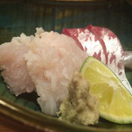 樋口 - 2015/8_皮目だけを焼いた鱧と真鯛の造り