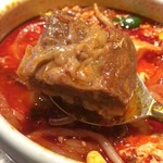 さんか亭 - 【2015年07月】カルビークッパの角切りカルビ、大きいです。