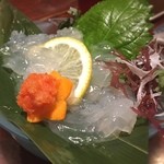 本家 しゃもじ屋 - くらげの刺身❤️
      もみじおろしとポン酢で( ^ω^ )
      歯ごたえよくてうまい✨
      夏限定メニュー♪(´ε｀ )