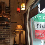 パンコントマテ - 店内カウンターから