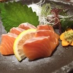 本家 しゃもじ屋 - サーモン刺❤️
      うんめっ✨