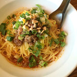 汁なし担々麺