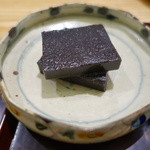 日本料理 太月 - 黒胡麻羊羹