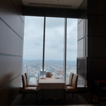 家全七福酒家 SEVENTH SON RESTAURANT - 入ってすぐのテーブル席