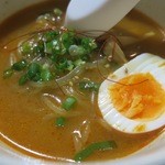 勝手処 絲 - 激辛温辛麺（ハーフ）400円