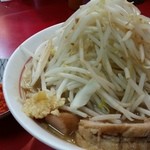 千里眼 - ラーメン730円　麺少なめ　にんにく　からあげ別