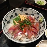 日本料理 源氏 - 樺太　鯵づけちらし