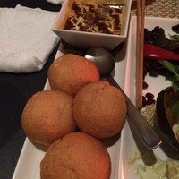 全席完全個室ワインダイニング ダイヤモンドフィッシュ - 4皿目の牛タンシチューと焼き立てパン