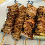 鳥福 - 皮とネギマ