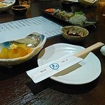 鴨料理 元 - 付きだしのなすびが美味しい