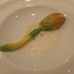 ル・ヴァンテール - アミューズ