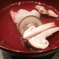 すず木 - お椀：金目鯛のレンコン蒸し　松茸