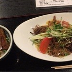 麺工房 天真爛漫 - 冷やし坦坦麺とミニチャーシュー丼