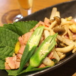 和Dining Riina - 夏野菜とベーコンのソテー500円