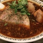 スパイス・ラー麺 卍力 - ＜2015年9月再訪＞スパイスラーメン・780円＋肉切れっ端・100円