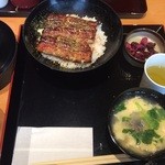 忠八 - 鰻丼&スッポンスープ♬