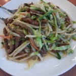 福満園 - 牛肉と細切り野菜の炒め物