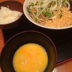 麺喰い メン太ジスタ - だにえるパーンチ