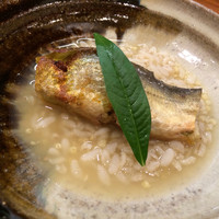 佳肴岡もと - こんなにピュアに鮎のほろ苦さを表現をするなんて、感激