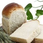 ドラゴーネ - 【幻の食パン】　北海道産小麦はるゆたかを使用。お餅のようにもっちり。当店人気ナンバー1です。