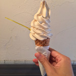 ジェラテリア アクオリーナ - ジェラートソフト ダージリン（580円）