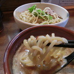 麺処 と市 - つけ麺並、750円。