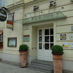 PROMENADENHOF - この街では最大級のレストラン