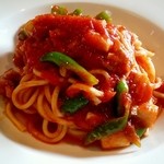 カッパヤキッチン - メイン料理（太刀魚と万願寺唐辛子のトマトソースパスタ）