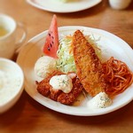 アステリスク - 気まぐれランチ。(エビカツ＆白身フライ)1000yen