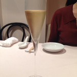 シェフス - シャンパンで乾杯