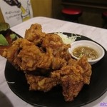 博多屋 - ドカ盛唐揚げ