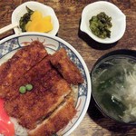 といや - かつ丼800円／平成27年8月