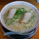 博多ラーメン片岡屋 - ｢ラーメン＋大盛1.5玉｣770円