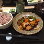 百菜 - 白身魚の黒酢あんかけ定食
