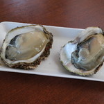 魚売り処　新鮮家 - 岩牡蠣