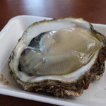 魚売り処　新鮮家 - 岩牡蠣
