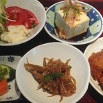 菜郷 - 「日替わりランチ」おかず４皿&漬物