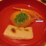 料理屋 植むら - 南瓜胡麻餅と胡麻豆腐の椀　金針菜と木の芽
