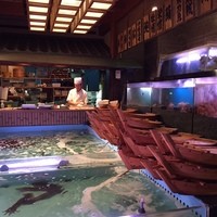 いけす無門 新宿 - いけすの様子