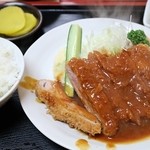 とんかつ一番 - アグーヘレ（定食にしてもらいました）